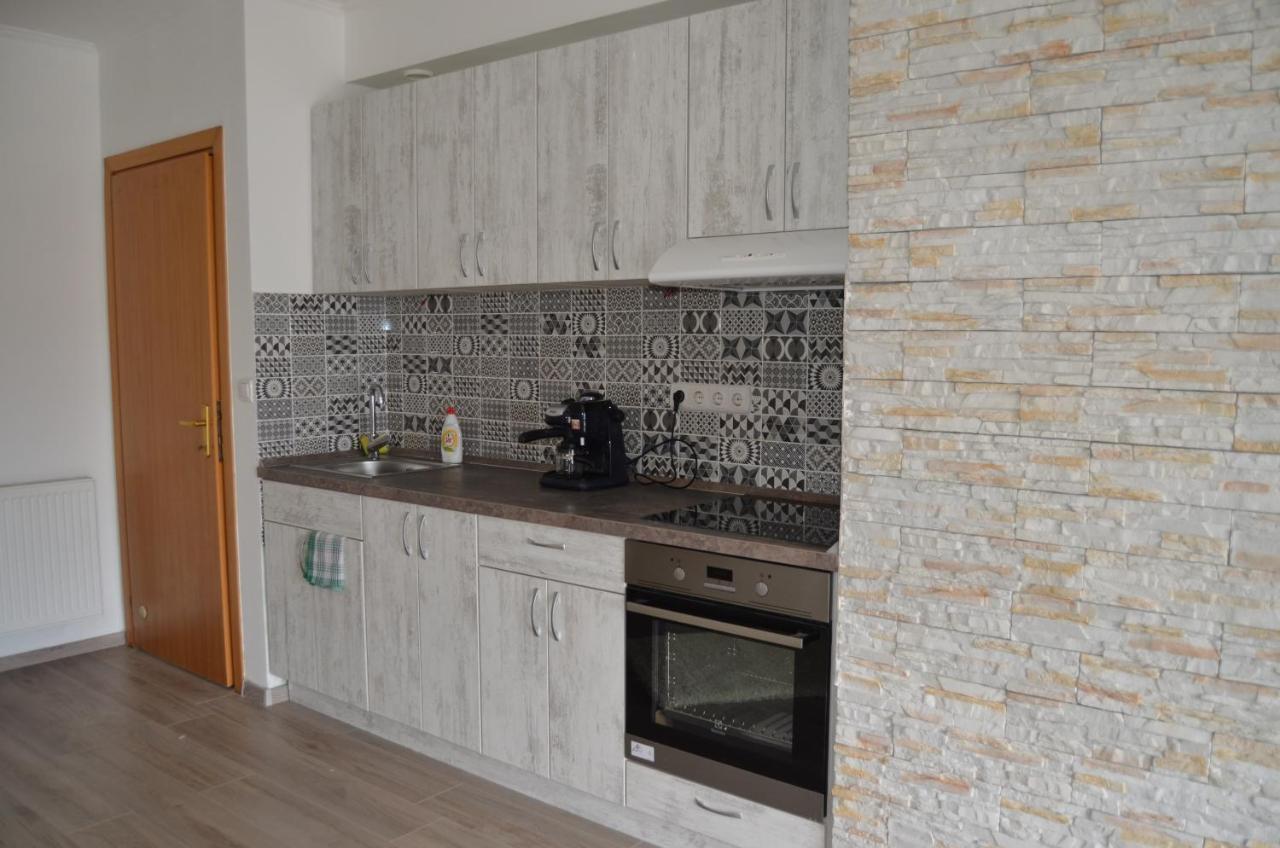Ferienwohnung Flat At The Edge Of The Center + Parking Budapest Exterior foto